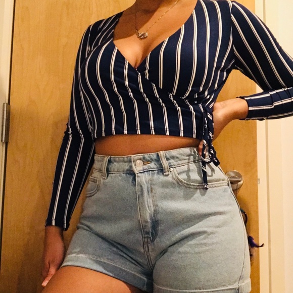 Marshalls Tops - NWT Stripe Side Tie V Neck Crop Top